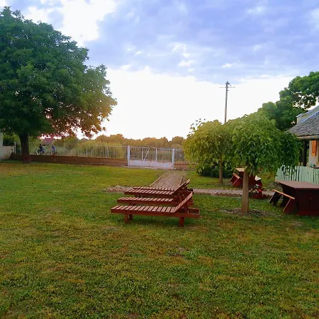 Diiva Apartment Curug