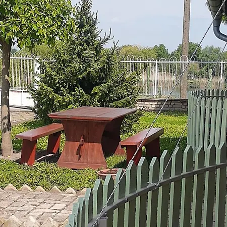 Diiva Apartment Curug